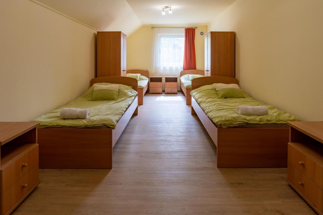 Bed and Breakfast Kiraly Lovastanya Panzio Janoshalma Zewnętrze zdjęcie