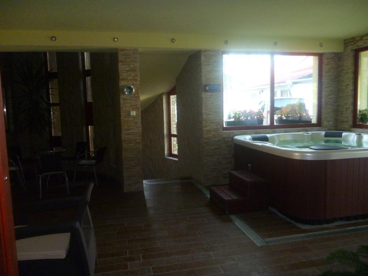 Bed and Breakfast Kiraly Lovastanya Panzio Janoshalma Zewnętrze zdjęcie